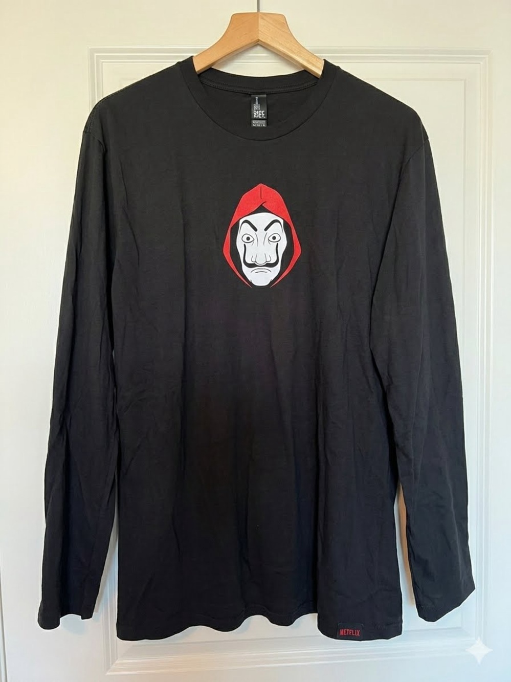 La Casa De Papel Money Heist Long Sleeve Shirt Netflix Merch Distric Tee XL